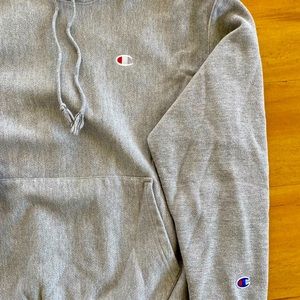 CHAMPION SWEATER